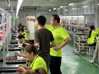 Shenzhen VIIP Electronics Co., Ltd. 製造者の生産ライン
